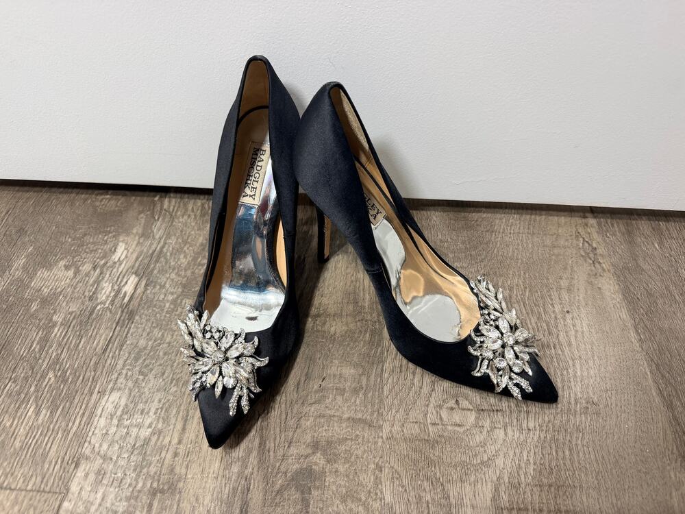 Badgley Mischka Marcela pumps 7.5 EUC